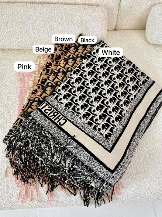 Elegant Repeated Pattern Scarf