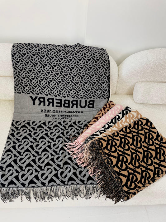 Classic Letter Pattern Scarf
