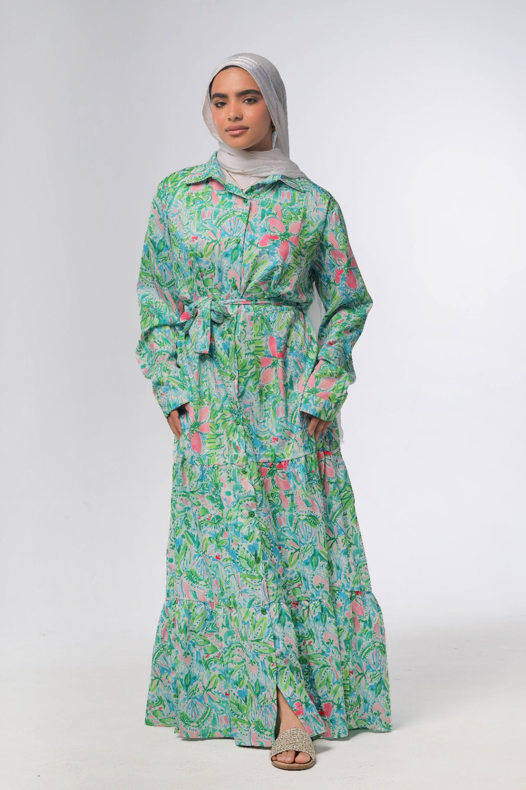 Floral tiered dress with buttons in green