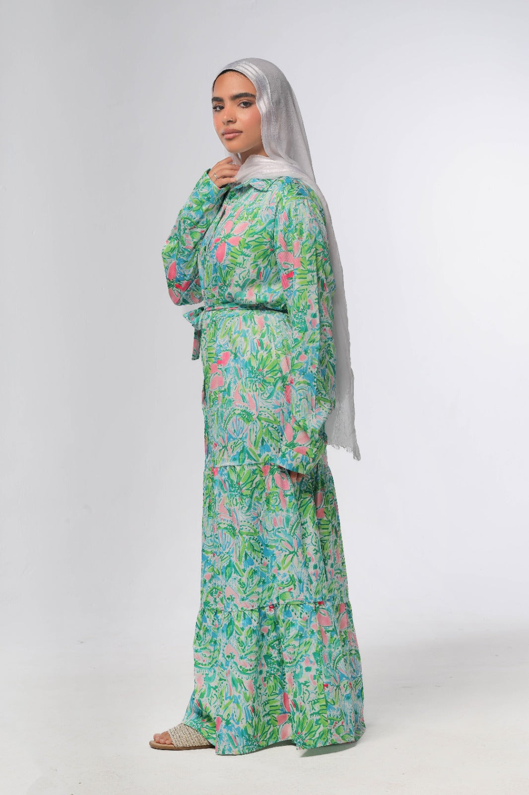 Floral tiered dress with buttons in green