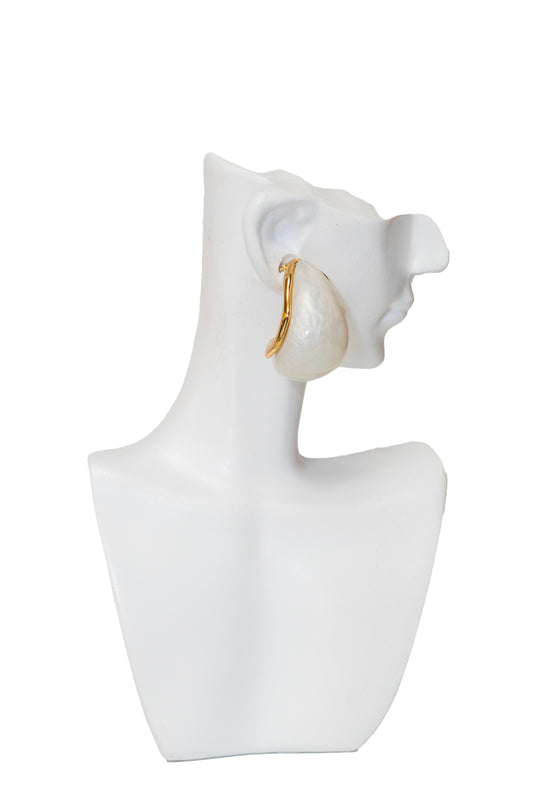 curved pearl earrings