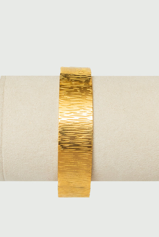 striped bracelet