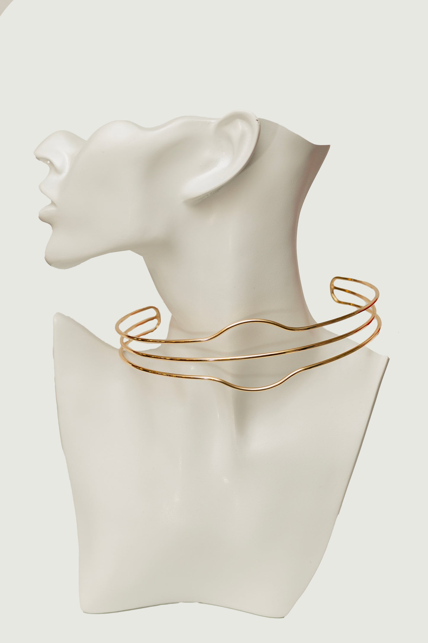 gold wave choker