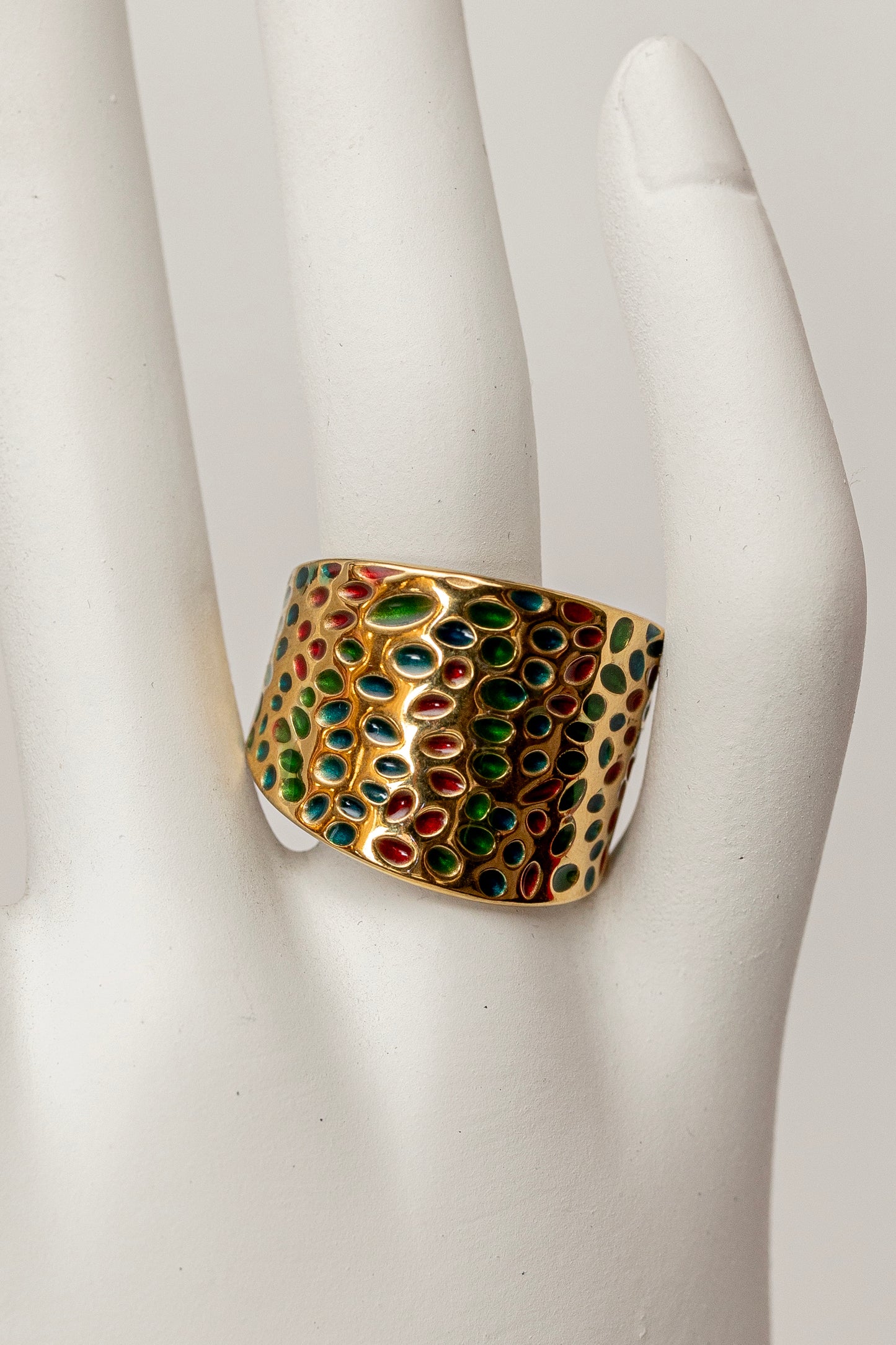 multicolor dotted ring