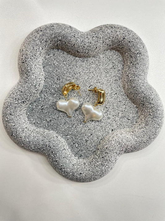 pearl heart earrings