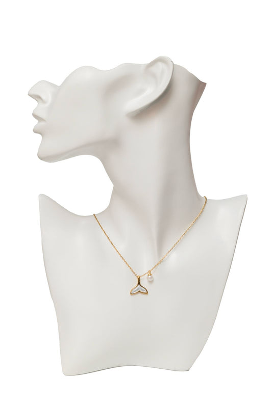 loly mermaid necklace